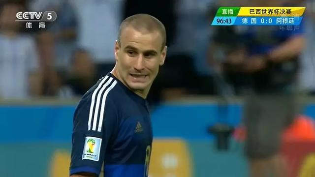  热那亚绝杀时刻，补时进球点燃马拉西球场